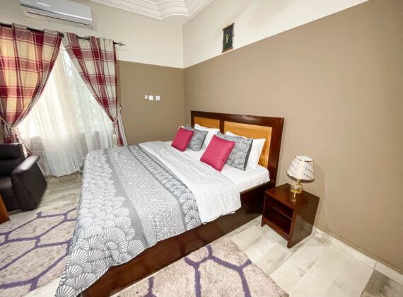 Executive Queen Room